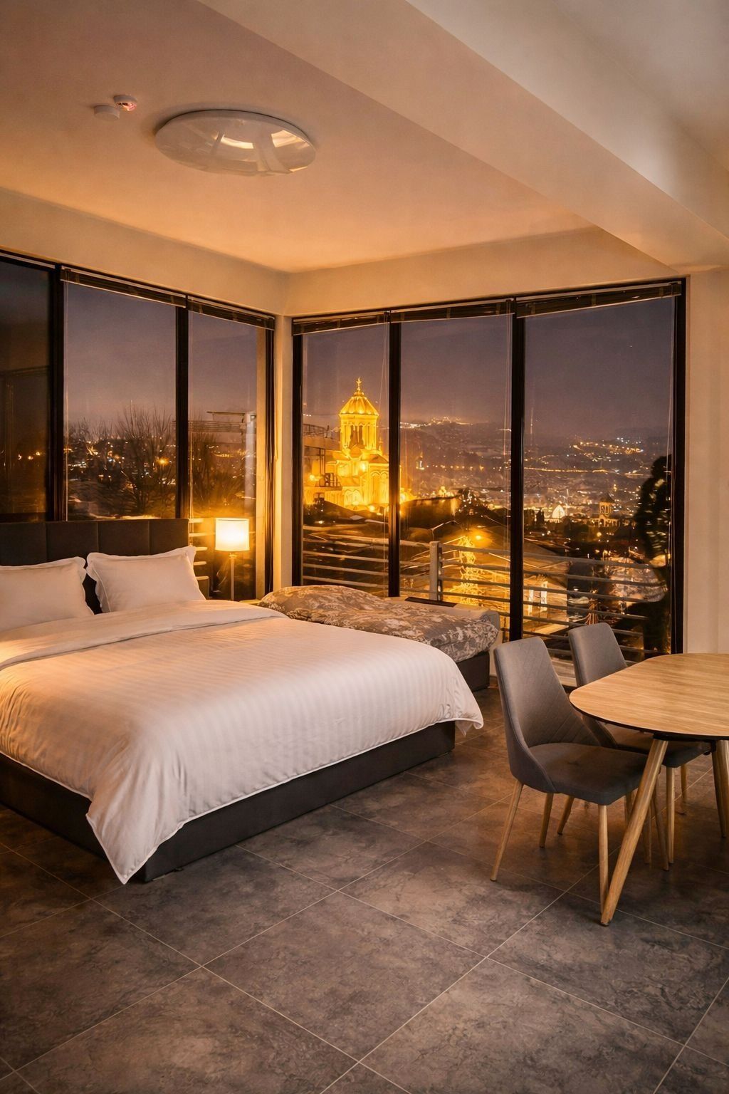 隔音、熨斗/熨衣板、免费 WiFi