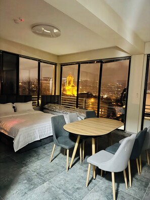 Deluxe Apartment | Soundproofing, iron/ironing board, free WiFi - Natali Inn (Tbilisi)