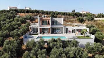 Luxury Villa, Sea View | Exterior