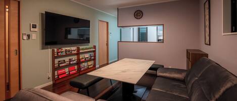 Superior House | Living area