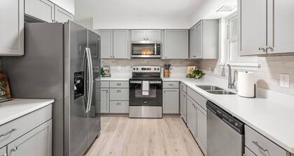 5BR2BA,Game Rm,FirePit,Golf,BBall,Near Parris Island