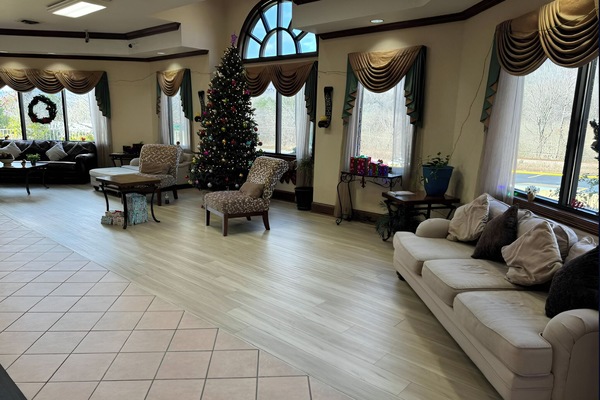 Gather and relax in a roomy lounge filled with natural light.