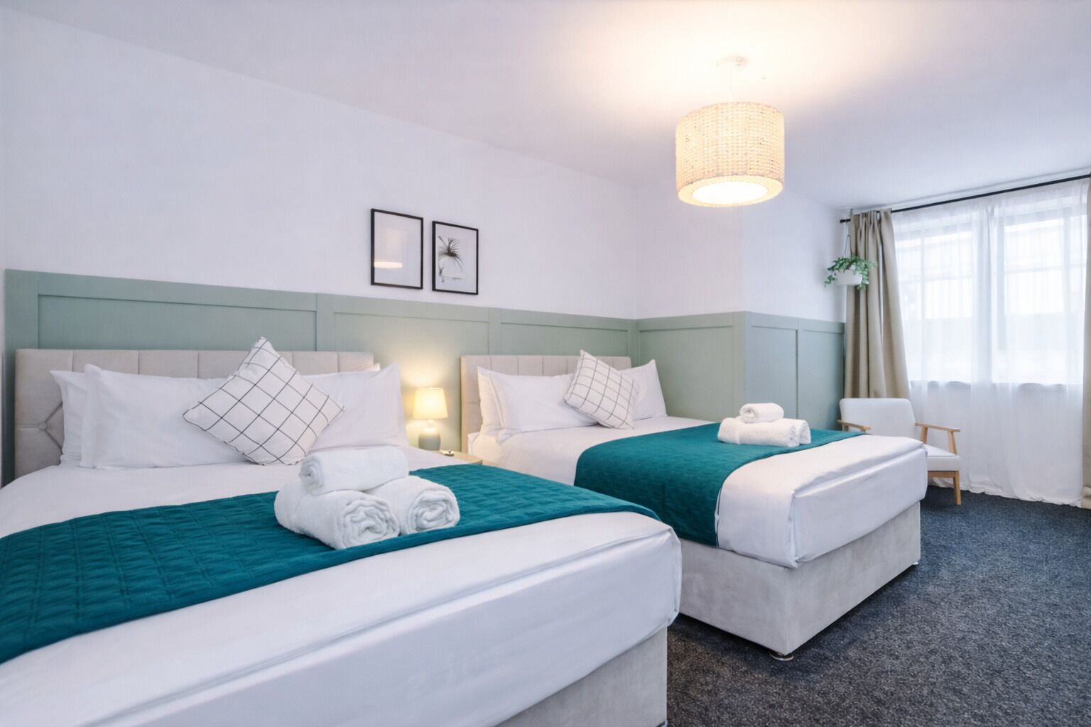 2 عدّة غرف نوم ومكواة/لوح كي وسرير  سفر وواي فاي مجانًا