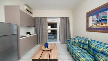 Appartement, balcon, vue ville | Coin séjour