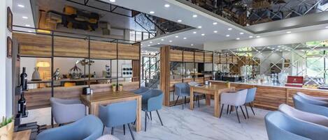 Bar (en el alojamiento)