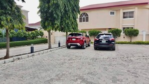 Property grounds - Kim Thompson Shortlets (Abuja)