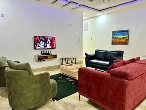 Economy appartement, balkon, uitzicht op de stad | Woonruimte