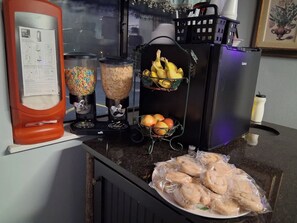 تناول الطعام