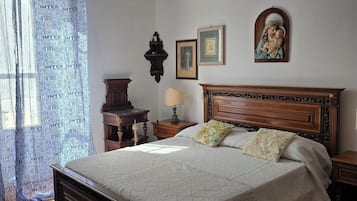 4 Schlafzimmer, Bügeleisen/Bügelbrett, WLAN, Bettwäsche