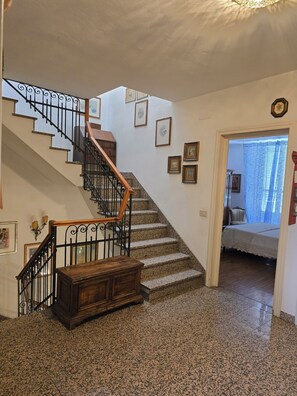Interior - Villa Lauretta detached, 2 steps from the beach (Viareggio)