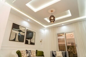 Interior - Paris Palace - a wonderful 2 bedroom appartement in Dakar (Dakar)