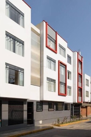 Exterior - Residencial Suiza (Los Olivos)