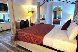 Bügeleisen/Bügelbrett, kostenloses WLAN, Bettwäsche