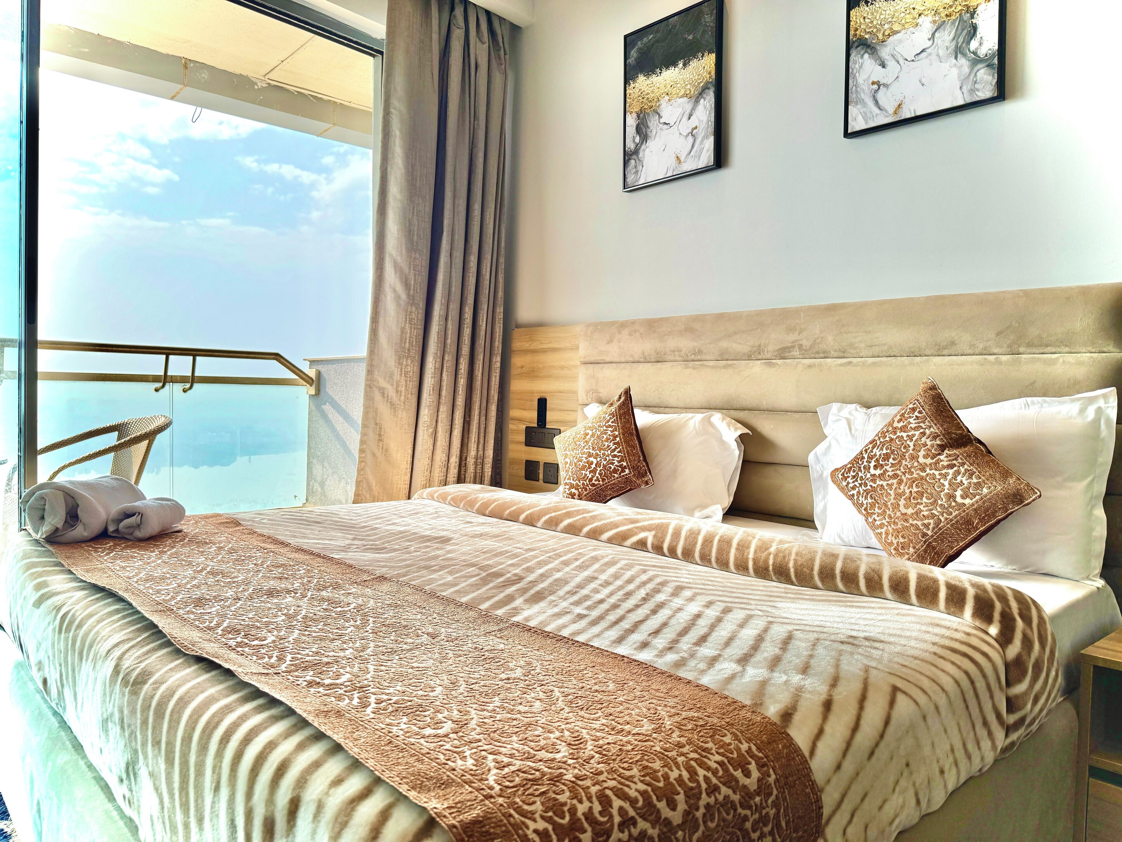 Luxury-Studiosuite, Balkon, Flussblick