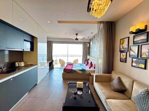 Signature Studio Suite, Balcony, River View | Private kitchen | Mini-fridge, microwave, toaster, cookware/dishes/utensils - Mulberry Homes Supernova (Noida)