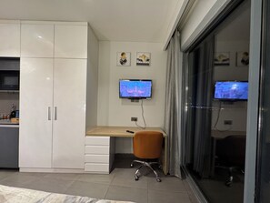 Luxury Studio Suite, Balcony, River View | Television - Mulberry Homes Supernova (Noida)