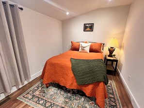 2 dormitorios, tabla de planchar con plancha, wifi gratis y ropa de cama