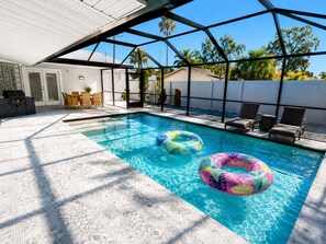 Pool - The Stillwater - Pool, Riverfront & Viewing Dock - Close to Speedway & Downtown! (Daytona Beach)