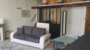 House | Living room - Apartment in the Center of Antibes (Antibes)