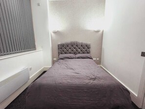 2 bedrooms, WiFi, bed sheets - Cozy, Central Flat in West Midlands (Birmingham)