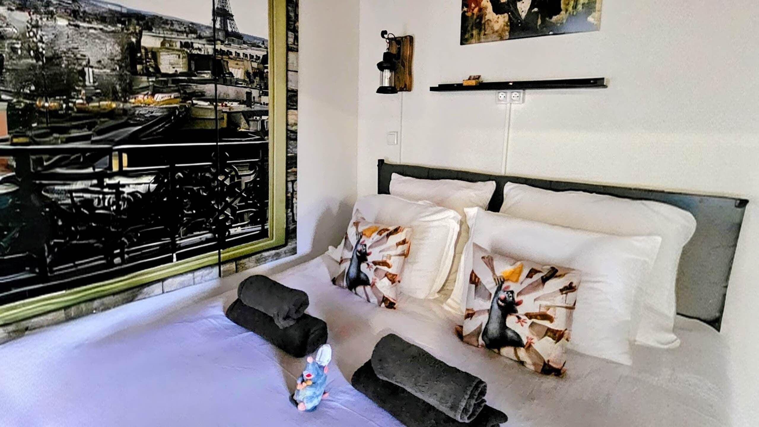 1 chambre, coffres-forts dans les chambres, fer et planche à repasser