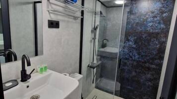 Zelt, Balkon, Bergblick | Badezimmer | Dusche, kostenlose Toilettenartikel, Haartrockner, Handtücher