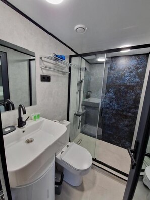 Tent, Balcony, Mountain View | Bathroom | Shower, free toiletries, hair dryer, towels - Glamping Georgia - Krikhi  (Ambrolauri)