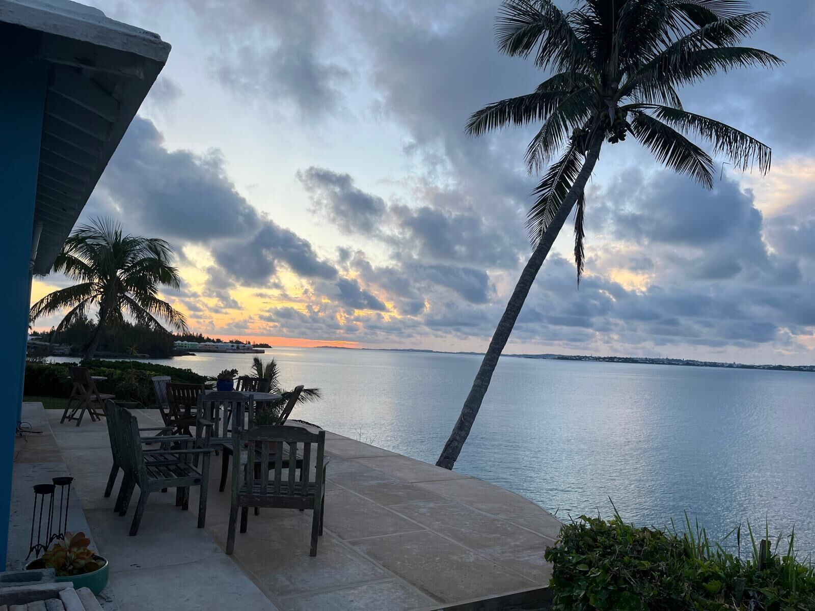 MasterView's infinity deck, spectacular by day & twinkling lights by night.