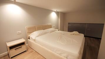 Escritorio y wifi gratis