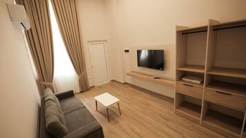 Televisión y oficina