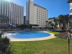 Outdoor pool, a heated pool - apartment with sea views Levante beach - Swimming pools, parking and free Wifi (Benidorm)