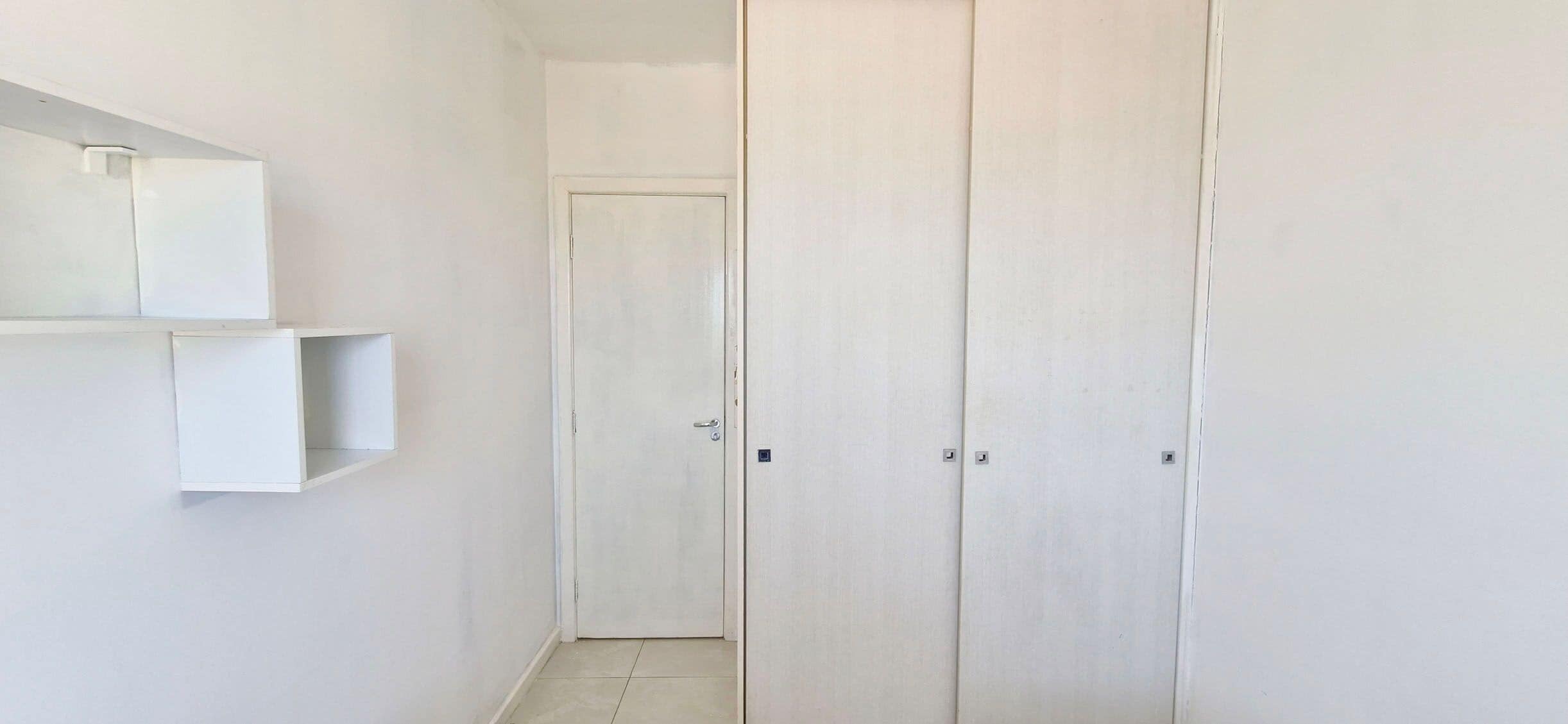 Apartamento básico | Wi-Fi de cortesia, roupa de cama