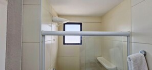 Basic Apartment | Bathroom - COARM0108 - Edifício Villa Formosa (Salvador)