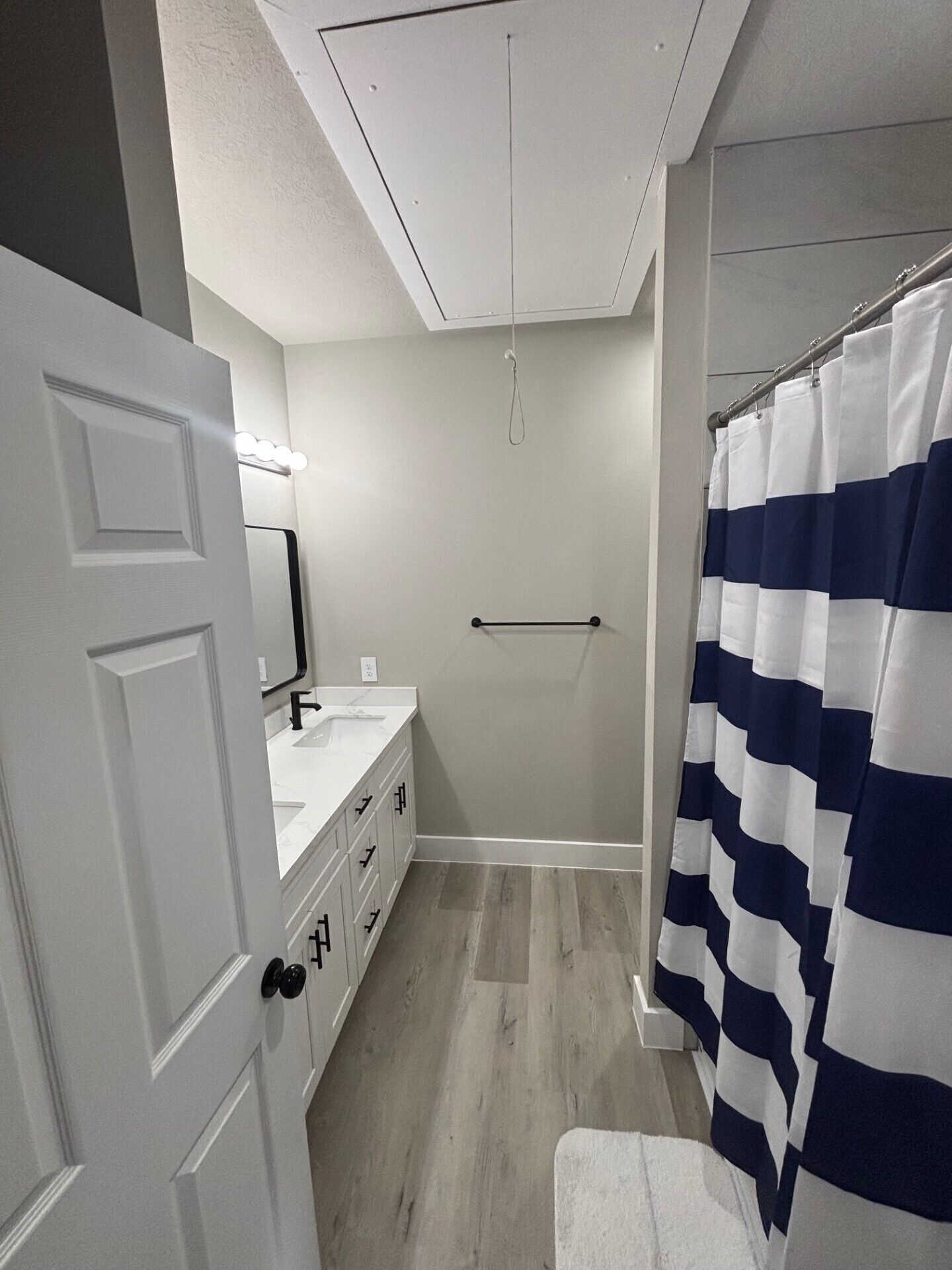 Towels, soap, toilet paper