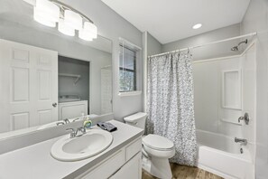 Hair dryer, towels - Amelia Island 3 Bedroom Sea Escape (Fernandina Beach)