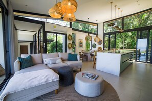 Interior - Sunset Villa, Pacific Views, Private Pool & Gym, Near Carara & Jaco, 1hr to SJO (Tarcoles)