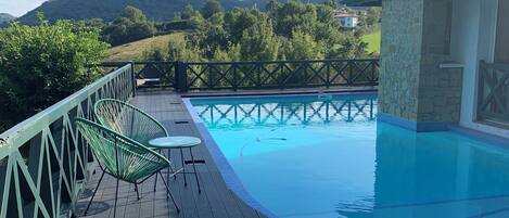Seasonal outdoor pool