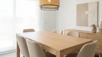 Penthouse Mewah, pemandangan pantai | Tempat makan