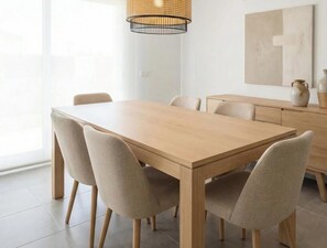 Penthouse Mewah, pemandangan pantai | Tempat makan