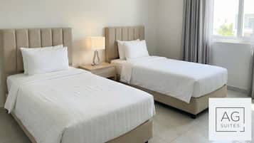 Luxury Penthouse, Beach View | Desk, blackout drapes, soundproofing, iron/ironing board