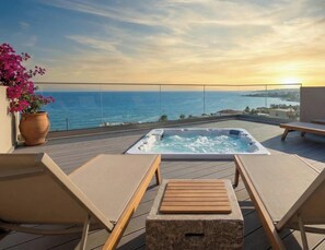 Luxury Penthouse, Beach View | Terrace/patio - Apartment Artemis by Ag Suites (Limenas Chersonisou)