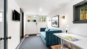 Comfort Studio | Living area