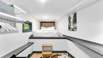 Comfort Studio | Laptop workspace, free WiFi