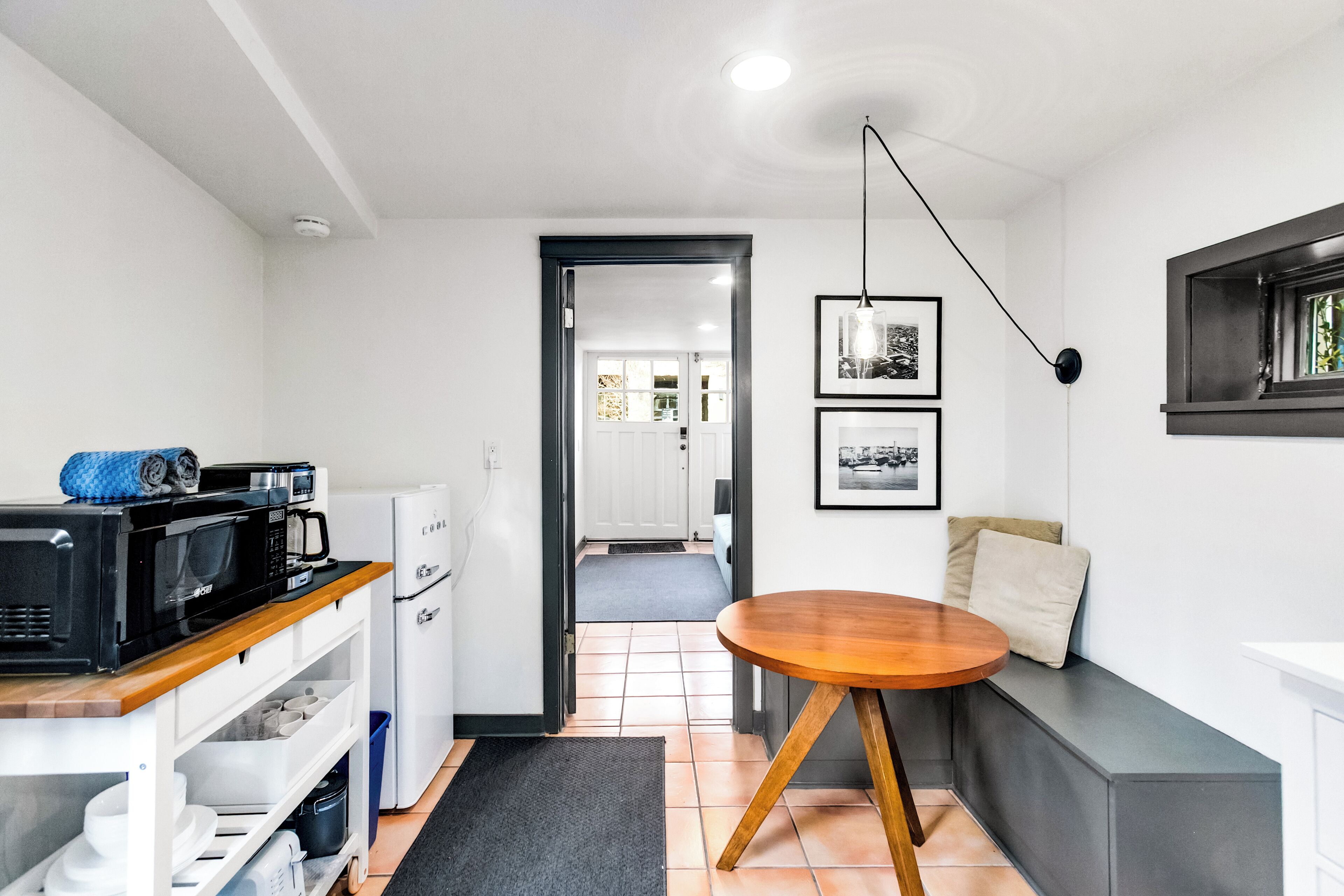 คอมฟอร์ทสตูดิโอ | ภายใน