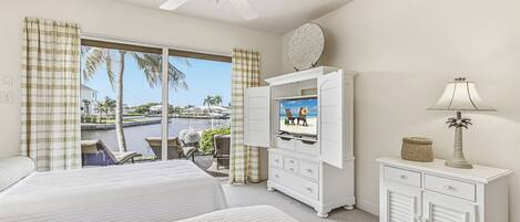 4 bedrooms, WiFi, bed sheets