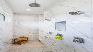 Towels - Stunning New Construction Retreat on Marco Island- Close to Beach (Marco Island)