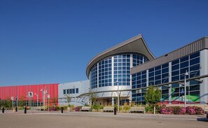 Exterior - Group Retreat near WEM | Hot Tub, 2 Kitchens, 3 Lounges, Fire Table • Sleeps 14 (Edmonton)