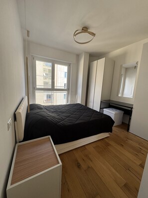 1 habitación y ropa de cama 