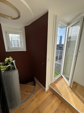 Interior - Elegant, intimate and bright apartment with terrace on CityLife (Milano)