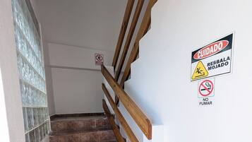 Estudio (06) | Interior